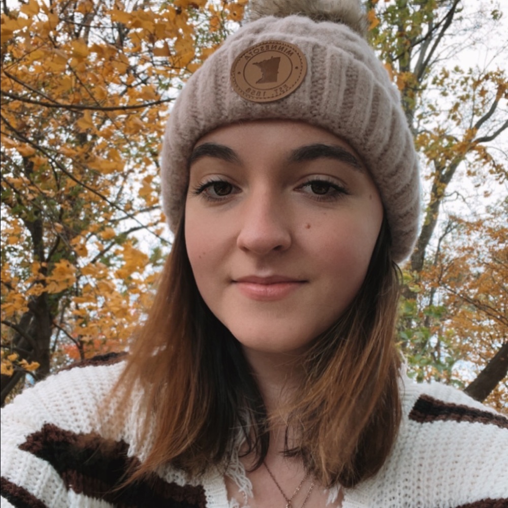 Meet your Posher, Eliana